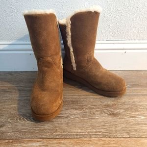 Bearpaw Wedge Boots